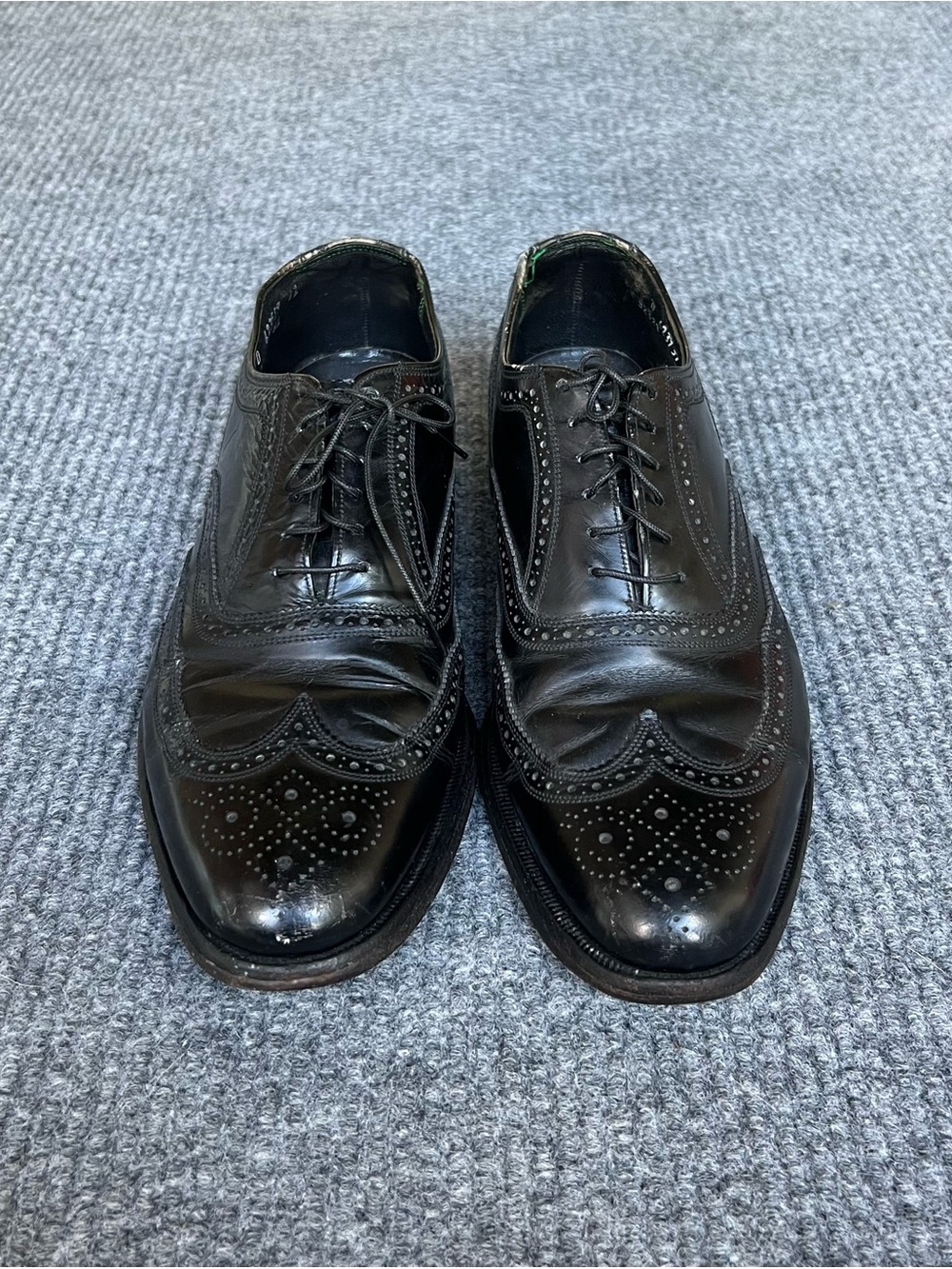 Vintage 70s Florsheim Imperial Wingtip Shoes